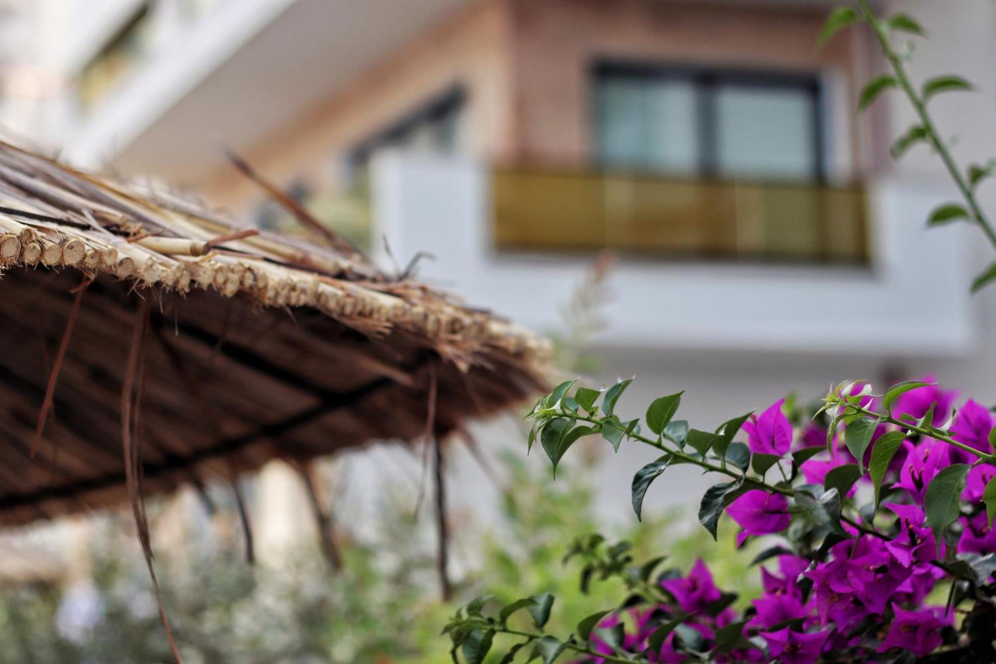 Golden Beach Suites Sarandë Eksteriør billede