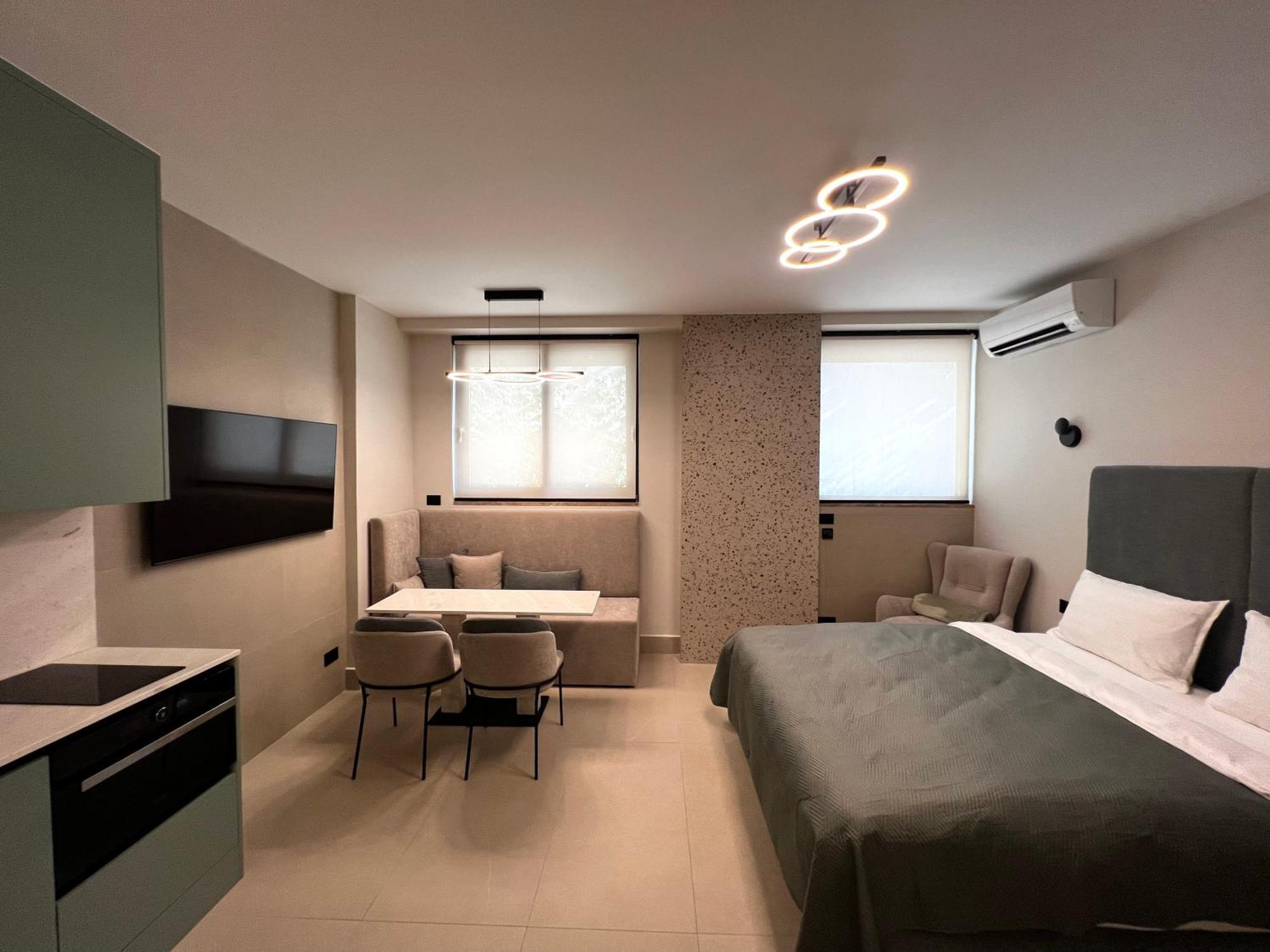 Golden Beach Suites Sarandë Eksteriør billede