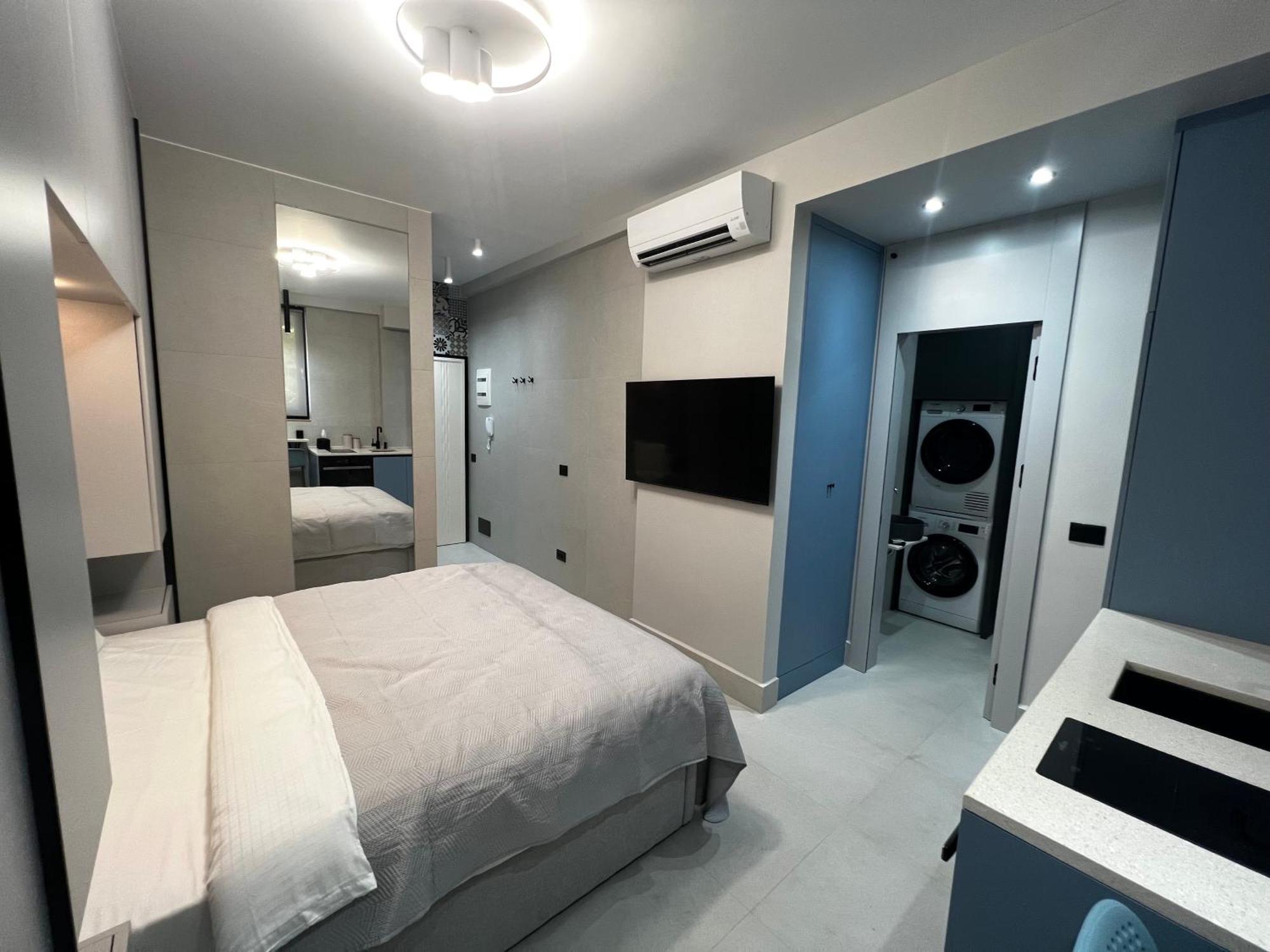 Golden Beach Suites Sarandë Eksteriør billede