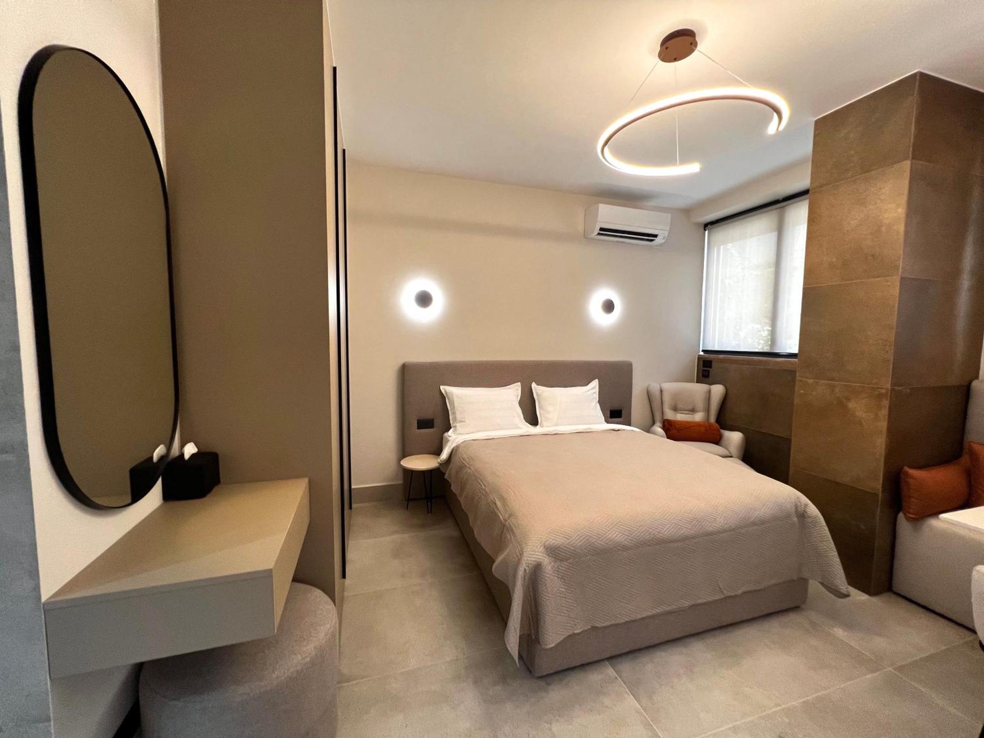 Golden Beach Suites Sarandë Eksteriør billede